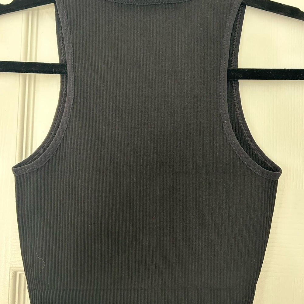 Black Ribbed Women's Top - Picture 2 of 2